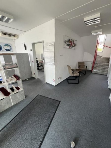 Oberhausen eigenständiges Bürogebäude mit 5 Stellplätzen für Ihr Büro! Gewerbe mieten