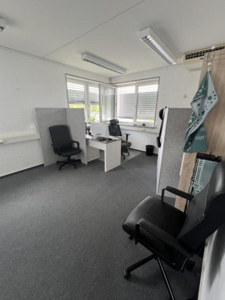Oberhausen eigenständiges Bürogebäude mit 5 Stellplätzen für Ihr Büro! Gewerbe mieten