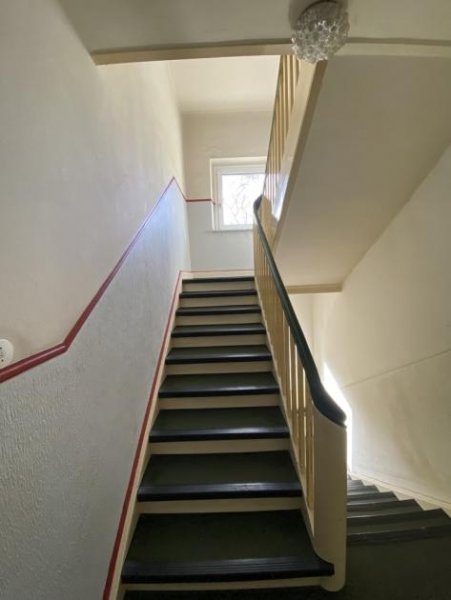 Duisburg renovierte 2-Zimmer Wohnung in einem MFH gegenüber vom Bethesda Krankenhaus in Hochfeld Wohnung mieten