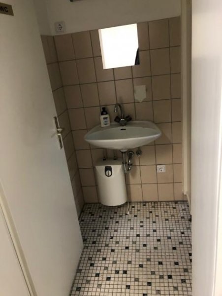 Duisburg Ladenlokal in guter Nachbarschaft - IDEAL für Handwerker, Versicherungen, Dienstleister oder Andere Gewerbe mieten