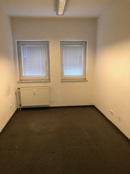 Duisburg Ladenlokal in guter Nachbarschaft - IDEAL für Handwerker, Versicherungen, Dienstleister oder Andere Gewerbe mieten