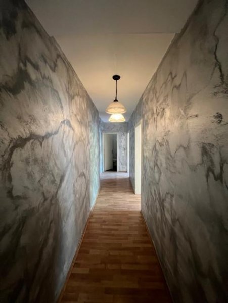 Duisburg 3-Zimmer Wohnung im 2. OG eines MFH in zentraler Lage von Meiderich Wohnung mieten