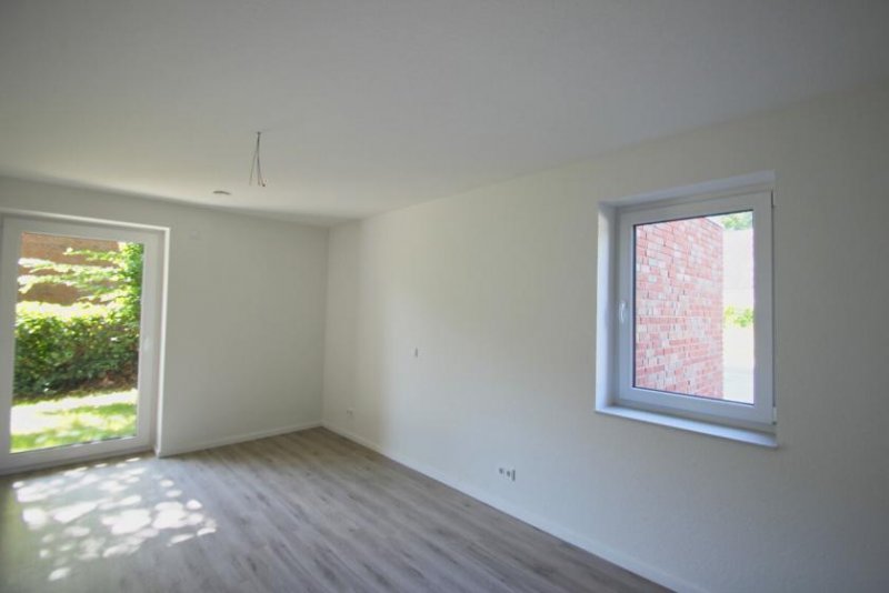 Bad Bentheim Erdgeschosswohnung mit Terrasse, Garten und PKW-Stellplatz Wohnung mieten