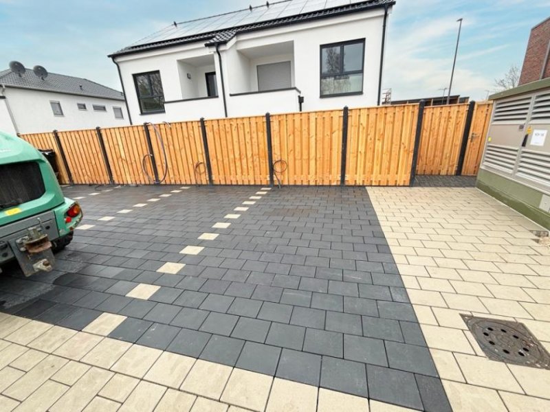 Nordhorn Moderne Neubauwohnung mit separatem Eingang und Balkon in Nordhorn - Erstbezug Wohnung mieten