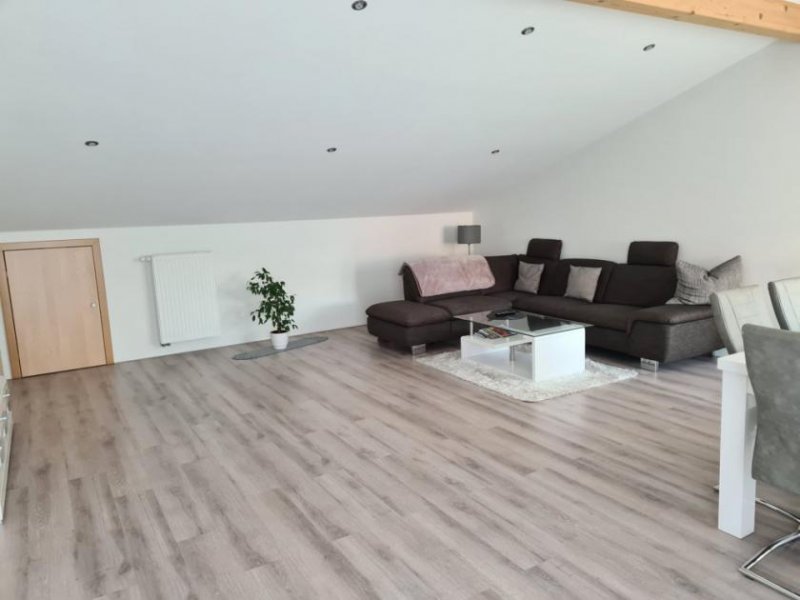 Emlichheim Exklusive Obergeschosswohnung mit Dachterrasse in zentraler Lage von Emlichheim Wohnung mieten