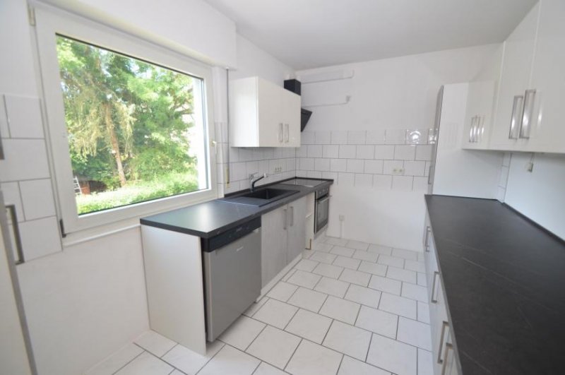 Brühl Attraktive 4-Zimmer-Wohnung in Brühl-Kierberg mit Gartennutzung und Garage! Wohnung mieten