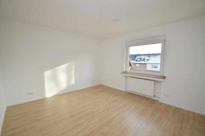 Brühl Direkt einziehen und wohlfühlen! 4-Zimmer-Wohnung in Kierberg mit Gartennutzung! Wohnung mieten