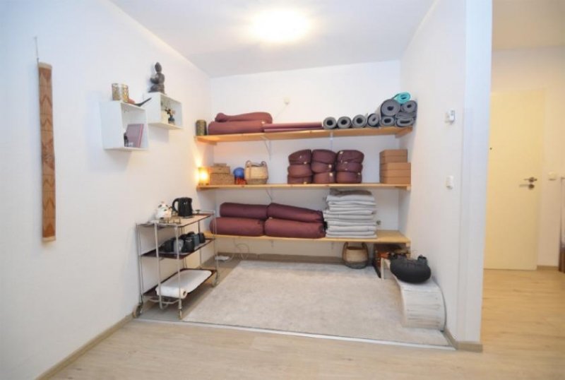 Brühl Sehr zentral gelegener Großraum in gepflegtem 4-Parteienhaus! Gewerbe mieten