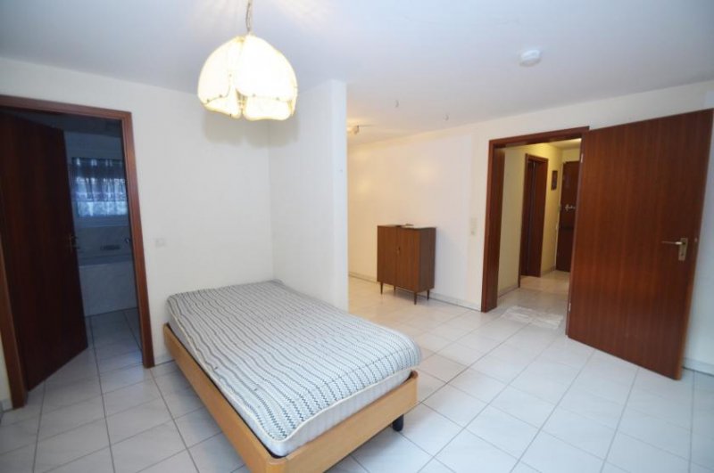 Brühl Zentral gelegene 3-Zimmer-Maisonette-Wohnung mit großem Garten und Garage! Wohnung mieten