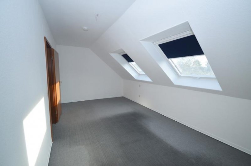 Brühl Zentral und ruhig gelegene 3-Zimmer-Wohnung mit großem Balkon! Wohnung mieten