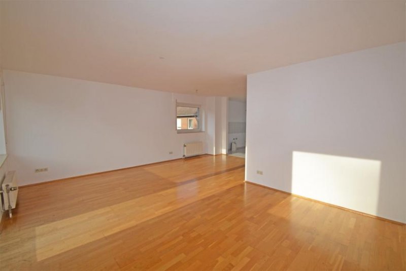 Brühl Zentral und ruhig gelegene 3-Zimmer-Wohnung mit großem Balkon! Wohnung mieten