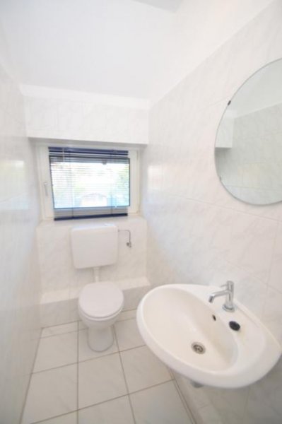 Brühl Zentral und ruhig gelegene 3-Zimmer-Wohnung mit großem Balkon! Wohnung mieten