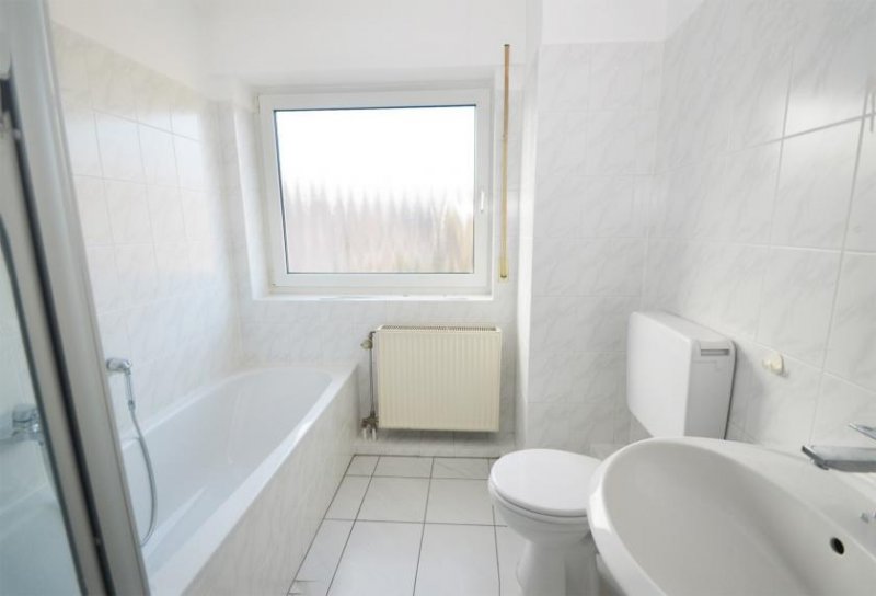 Brühl Zentral und ruhig gelegene 3-Zimmer-Wohnung mit großem Balkon! Wohnung mieten