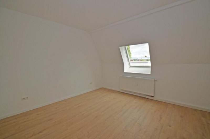 Wesseling Exklusive Maisonettewohnung mit großzügigem Studio in zentraler Lage! Wohnung mieten