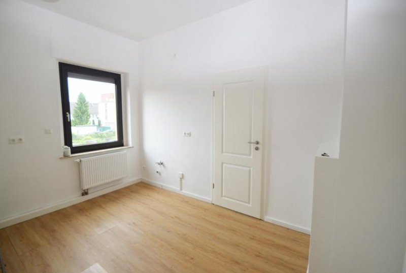 Wesseling Helle, sehr zentral gelegene 3-Zimmerwohnung mit Garage! Wohnung mieten