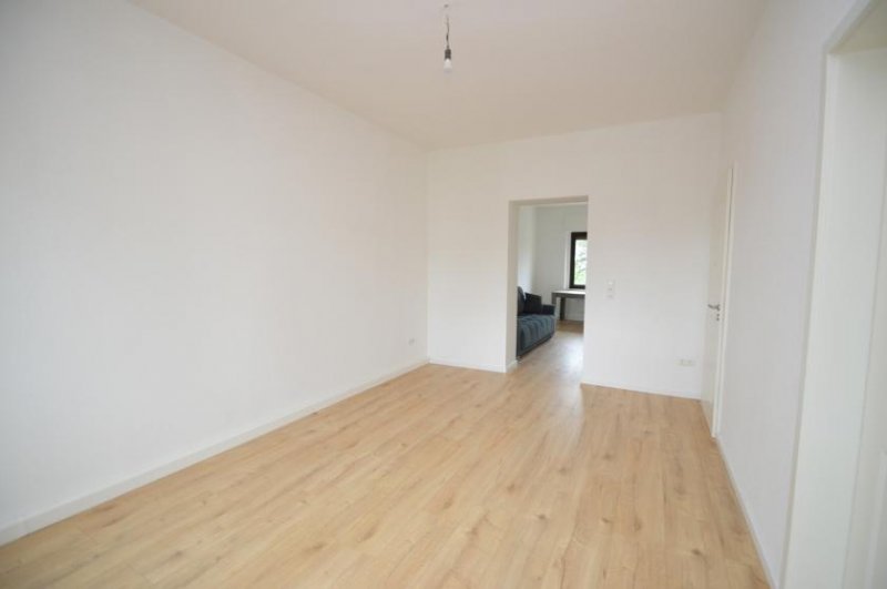 Wesseling Helle, sehr zentral gelegene 3-Zimmerwohnung mit Garage! Wohnung mieten