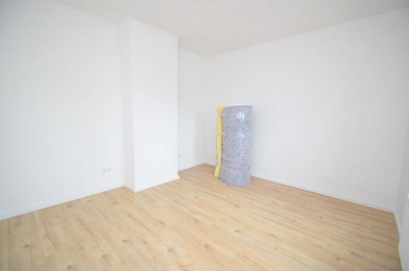 Wesseling Helle, sehr zentral gelegene 3-Zimmerwohnung mit Garage! Wohnung mieten