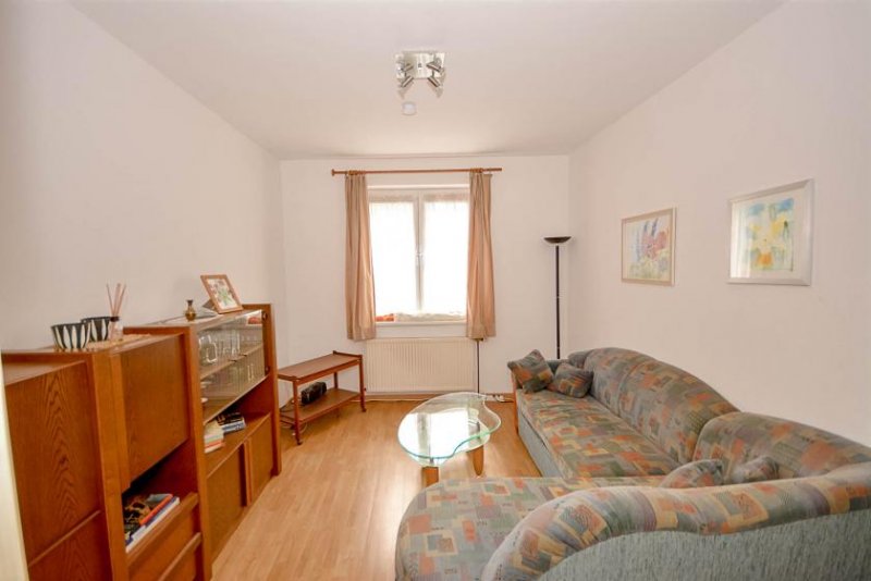 Wesseling Zweizimmerwohnung mit Garten in zentraler Lage von Wesseling (Erdgeschoss) Wohnung mieten