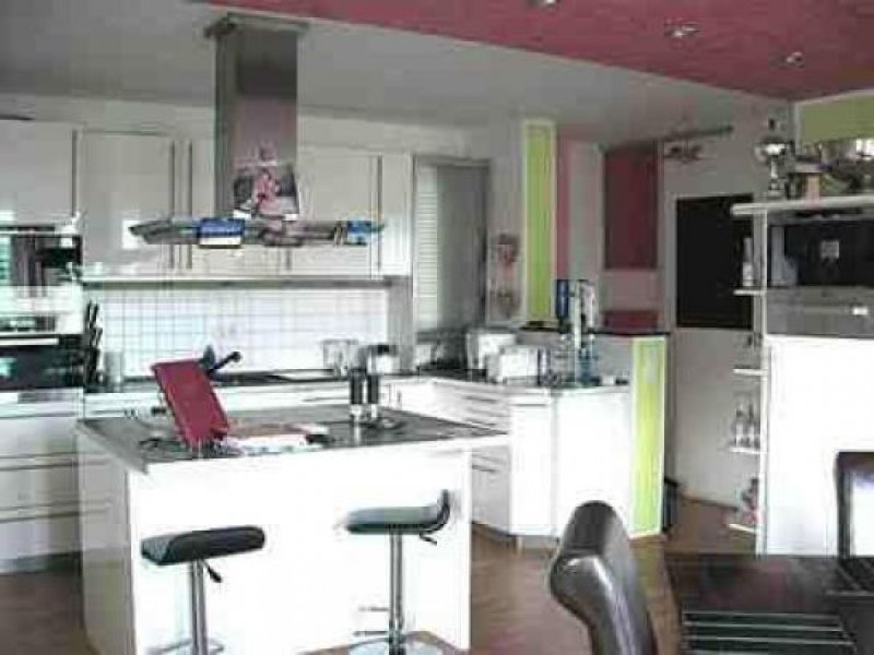 Köln Luxuswohnung direkt am Kölnturm ! Wohnung mieten