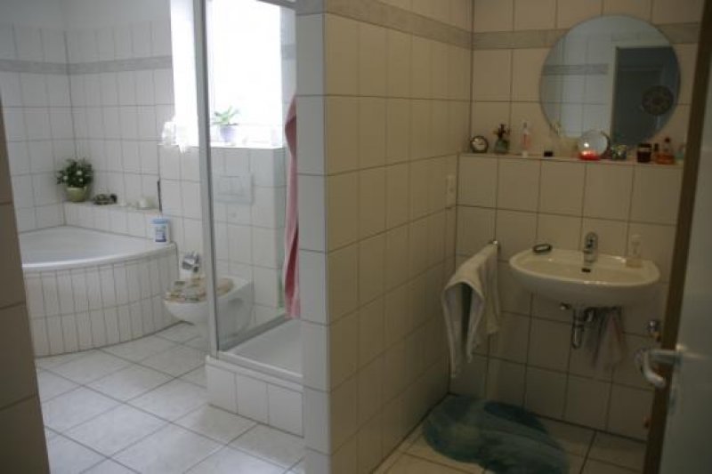 Köln Schicke Wohnung mit großem Balkon in Super Lage! Wohnung mieten