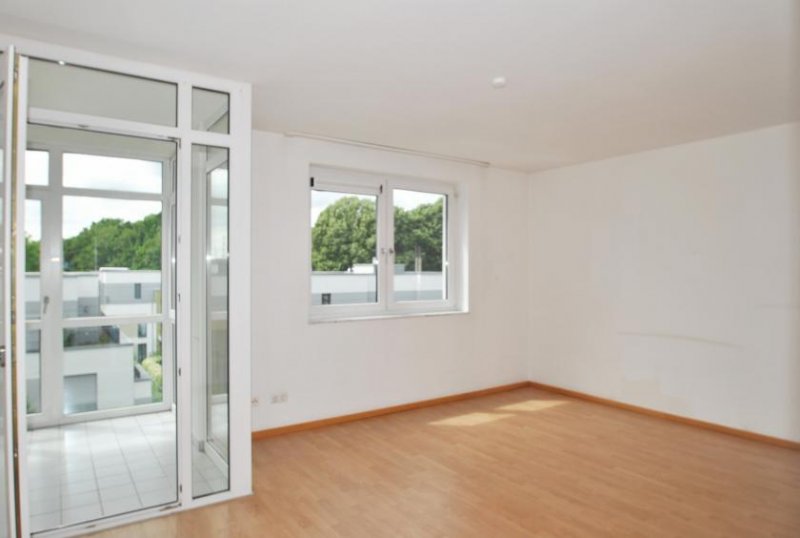 Köln Wohnen mitten im Grünen! 2-Zimmerwohnung mit Aufzug und TG-Stellplatz! Wohnung mieten