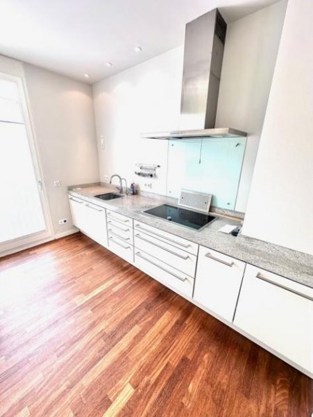 Köln Klima/Kamin etc. Einzigartiges modernes Penthouse am Clarenbach (Anschluss Elektroauto möglich) - SUCHEN HAUS Wohnung