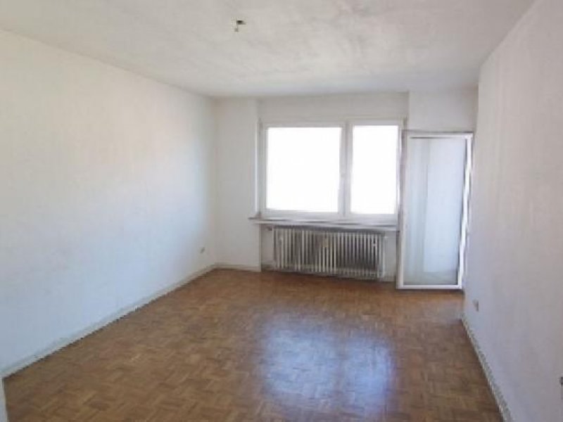Köln Preiswerte 3-Zimmer Whg. mit Balkon Wohnung mieten