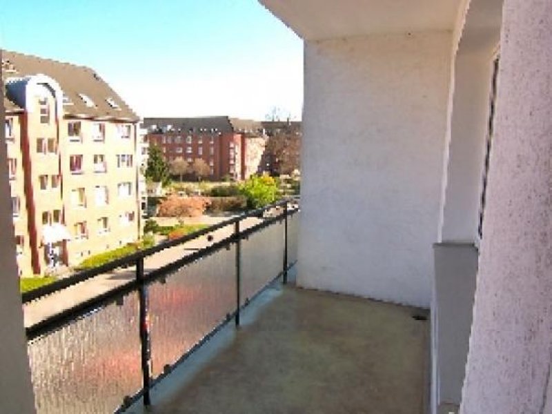 Köln Preiswerte 3-Zimmer Whg. mit Balkon Wohnung mieten