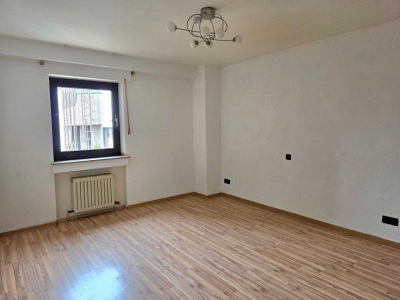 Eschweiler SANREALTY | Bereits reserviert - Maisonettewohnung mit Balkon und Terrasse, in zentraler, dennoch ruhiger Lage von Eschweiler