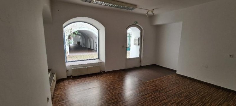 Braunau Kleines Mietlokal Nähe der Stadt Braunau Gewerbe mieten