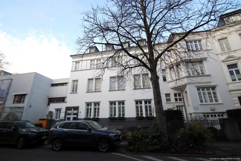 Bonn Bonn-Weststadt/Musikerviertel: Dachgeschosswohnung mit Flair – ruhig, zentral, charmant Wohnung mieten