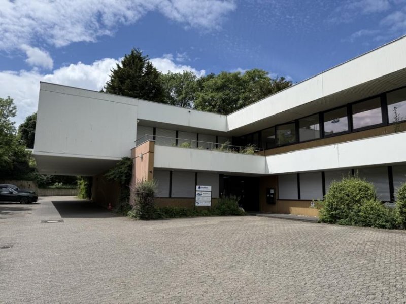 Bonn BONN, zentral in Autobahnnähe, ca. 192 m² Büro und Nutzfläche mit Tageslichtfenster 4 x Büro + Lager Gewerbe mieten