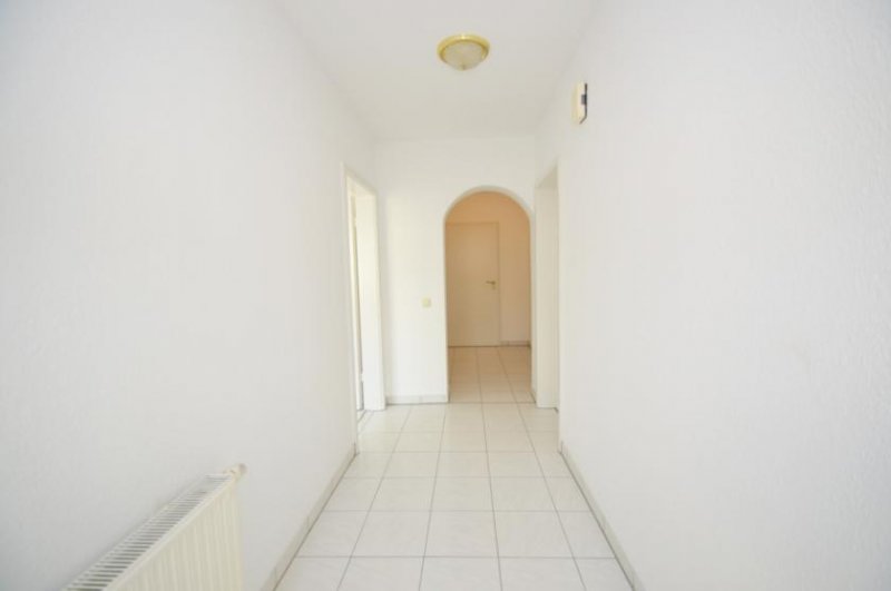 Bornheim (Rhein-Sieg-Kreis) Helle geräumige 2-Zimmer-Wohnung in Bornheim-Merten Wohnung mieten