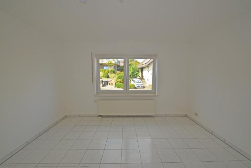 Bornheim (Rhein-Sieg-Kreis) Helle geräumige 2-Zimmer-Wohnung in Bornheim-Merten Wohnung mieten