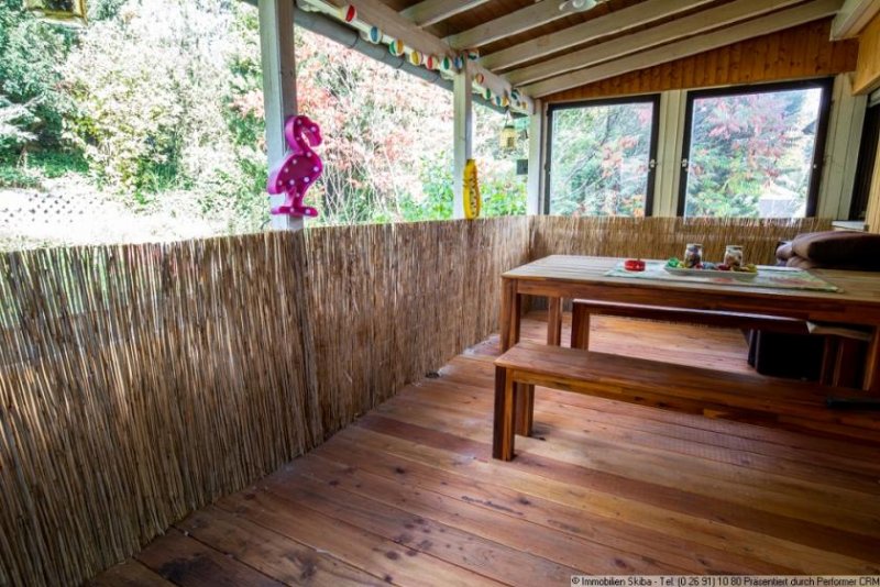 Adenau Offene, lichtdurchflutete Maisonettewohnung mit zwei Terrassen in Adenau am Nürburgring Wohnung mieten