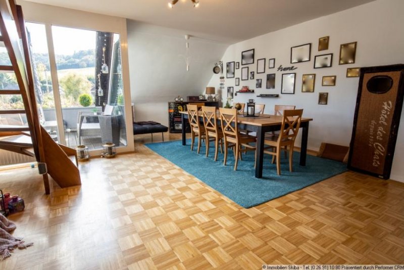 Adenau Offene, lichtdurchflutete Maisonettewohnung mit zwei Terrassen in Adenau am Nürburgring Wohnung mieten