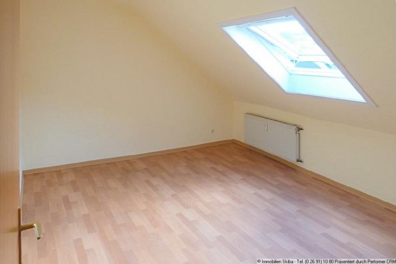 Adenau Zentral gelegene 2-Zimmer-Dachgeschosswohnung Wohnung mieten