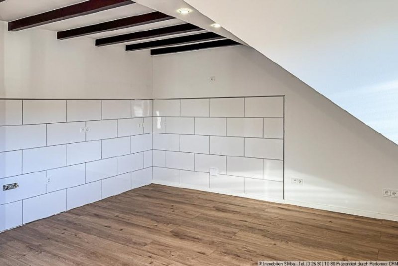 Herschbroich Erstbezug nach Sanierung: 3-Zimmer-Dachgeschoss-Wohnung in Herschbroich bei Adenau Wohnung mieten