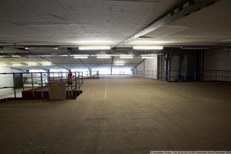 Antweiler Teilbare Gewerbehalle mit Bürofläche: Ideal als Lager/Produktion/Werkstatt, für Motorsport und mehr! Gewerbe mieten