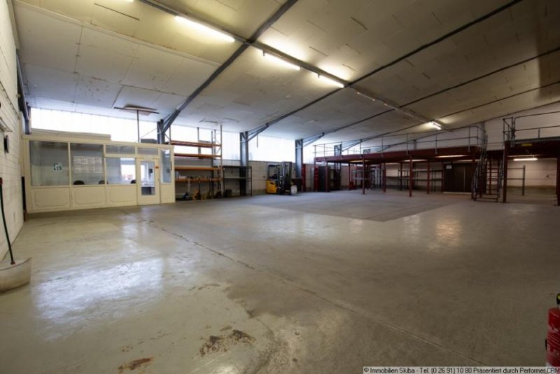 Antweiler Teilbare Gewerbehalle mit Bürofläche: Ideal als Lager/Produktion/Werkstatt, für Motorsport und mehr! Gewerbe mieten