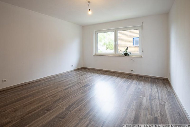 Barweiler 4-Zimmer-Wohnung mit Balkon in Barweiler, Nähe Nürburgring Wohnung mieten