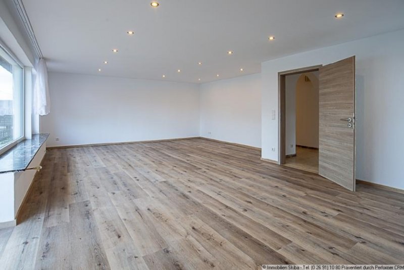 Barweiler 4-Zimmer-Wohnung mit Balkon in Barweiler, Nähe Nürburgring Wohnung mieten