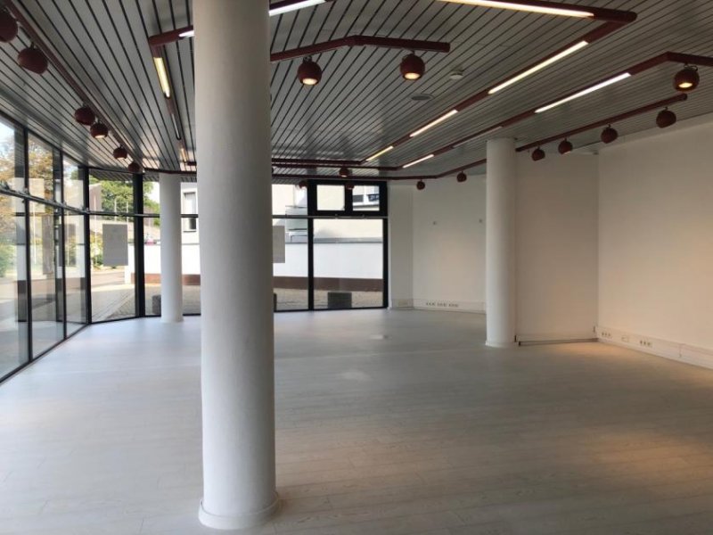 St. Augustin SANKT AUGUSTIN HANGELAR, in toller zentraler Lage, 386 m² Ladenlokal, Einzehandel, Praxis, Kanzlei.. Gewerbe mieten