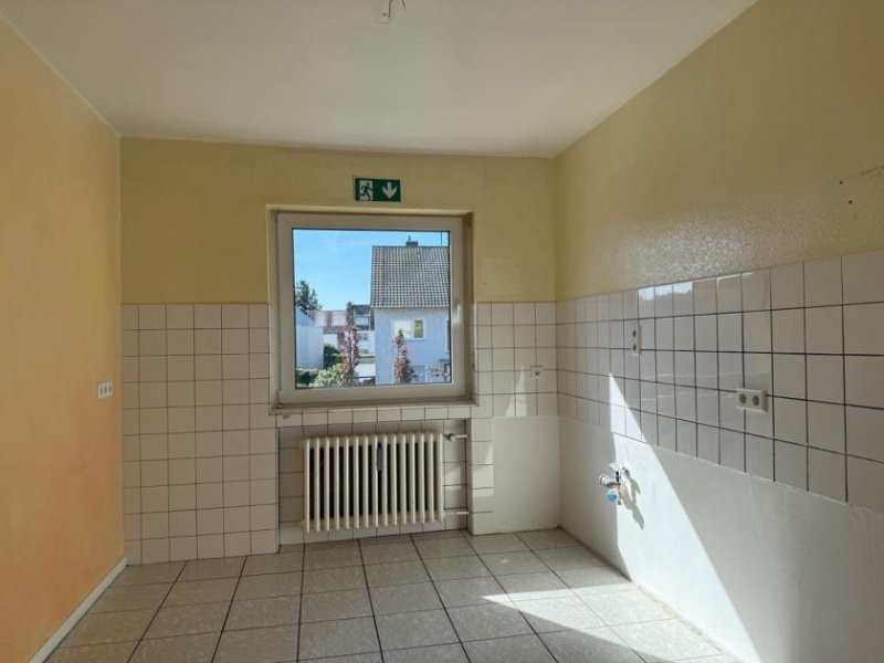 St. Augustin SANKT AUGUSTIN HANGELAR, zentral und ruhig schöne Bürofläche mit ca. 102 m², 4 Büroräume mit Garage Gewerbe mieten
