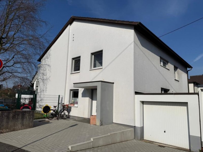 St. Augustin SANKT AUGUSTIN HANGELAR, zentral und ruhig schöne Bürofläche mit ca. 102 m², 4 Büroräume mit Garage Gewerbe mieten