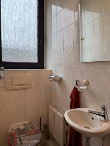 St. Augustin SANKT AUGUSTIN helle 4 Zimmer-Maisonette-Wohnung mit ca. 100 m² Wfl. Küche, Diele, Bad, West-Balkon. Wohnung mieten