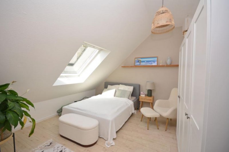 Troisdorf Charmante Maisonette-Wohnung mit Balkon in Troisdorf-Spich Wohnung mieten