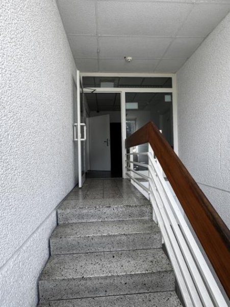 Troisdorf TROISDORF-Spich, Gewerbegebiet, 2 Büroräume ca. 78 m² Fl., 1.OG, Küche u. Terrasse zur Mitnutzung Gewerbe mieten