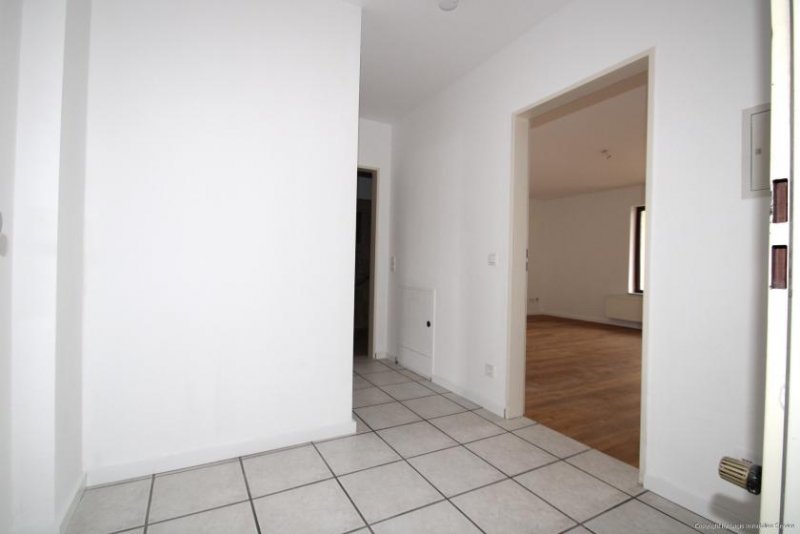 Troisdorf Charmante Zwei-Zimmer-Wohnung. Mehr als 4 Wände Wohnung mieten