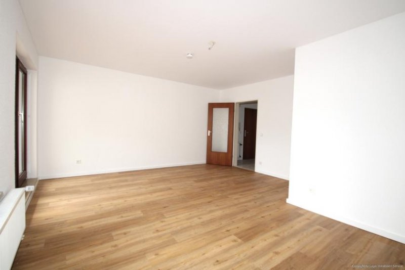 Troisdorf Charmante Zwei-Zimmer-Wohnung. Mehr als 4 Wände Wohnung mieten